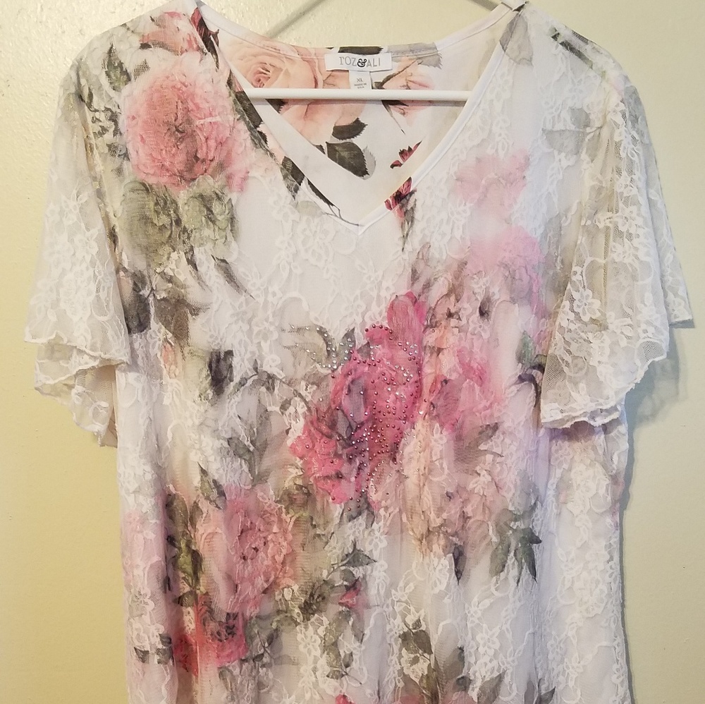 Roz & Ali XL ladies blouse lace and beaded